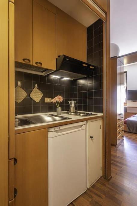 شقة Osti 3 Beautifully Furnished ميلان المظهر الخارجي الصورة