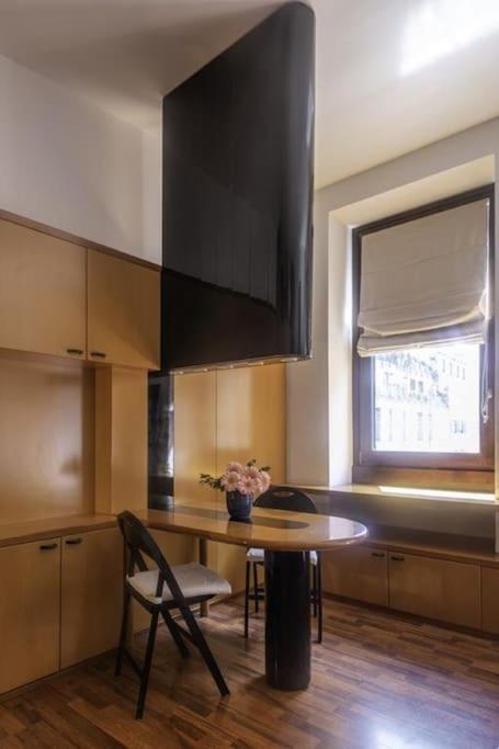 شقة Osti 3 Beautifully Furnished ميلان المظهر الخارجي الصورة